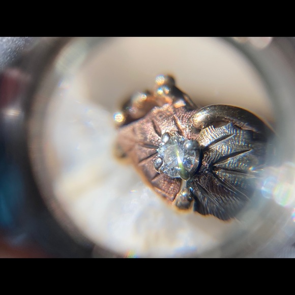 10k Landstroms Black hills Gold and Diamond Ring - Picture 3 of 11